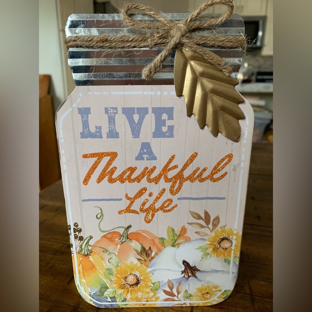 Greenbrier, “Live a Thankful Life” Decoration - Picture 4 of 4